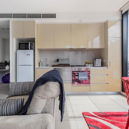 Light, Airy, Spacious Queens Road Apartment Melbourne Ngoại thất bức ảnh