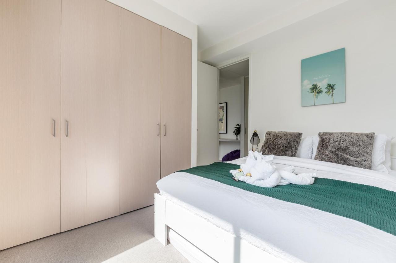 Light, Airy, Spacious Queens Road Apartment Melbourne Ngoại thất bức ảnh
